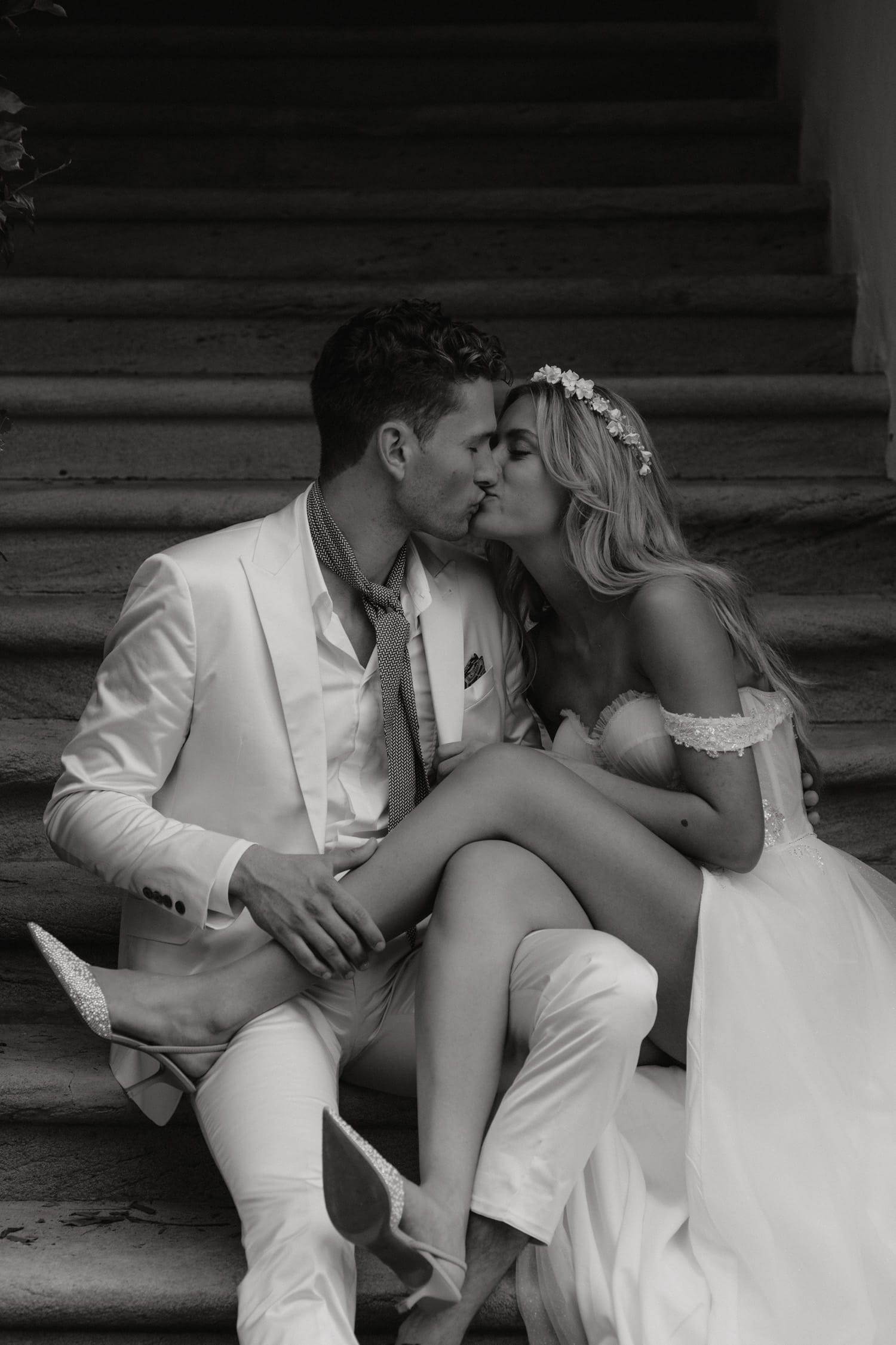 Hochzeitsfotograf Muenchen, Hochzeitsfotos Muenchen, Hochzeitsfotos Tegernsee, Hochzeitsfotograf Tegernsee, Bootshaus Tegernsee, Wallberg, Brautpaarshooting, Brautstrauss, Winterhochzeit, Brautstyling, moderne Hochzeit, Hochzeit Oberbayern, Berg Hochzeit, Alm Hochzeit, See Blick, Sommerhochzeit, Winterhochzeit, Hochzeit am See